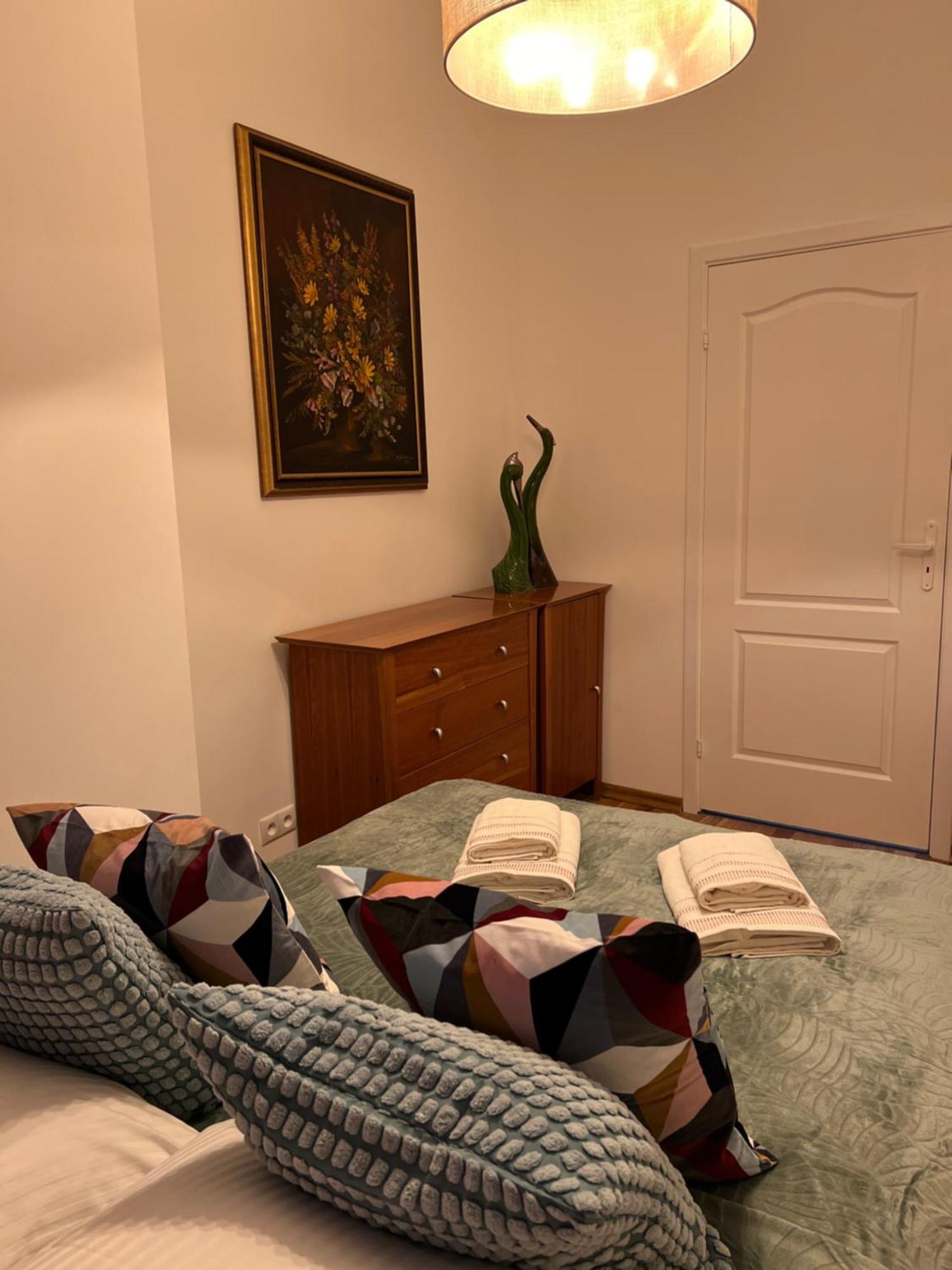 Apartamenty Centrum Varsó Kültér fotó